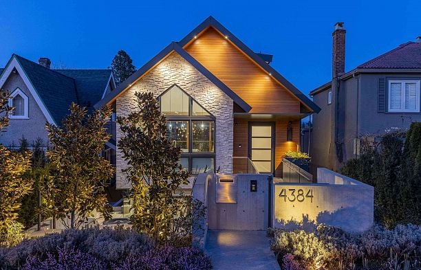 4384 Quesnel Drive Arbutus