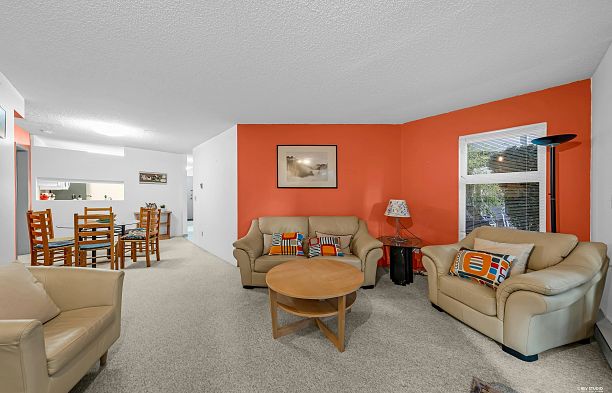 101 1924 Comox Street West End VW