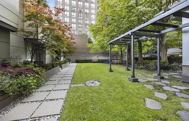 307 1001 Homer Street Yaletown