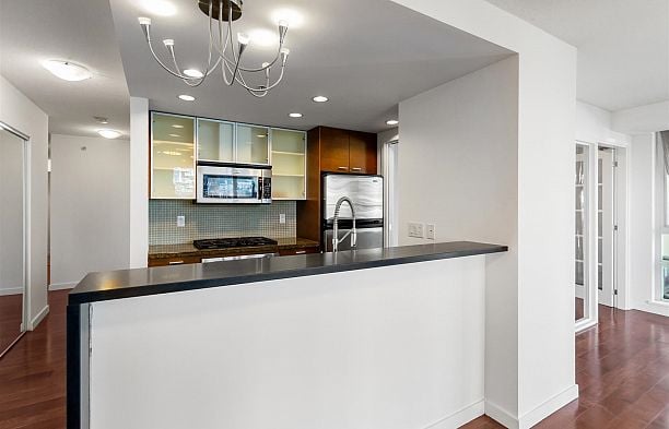 306 980 Cooperage Way Yaletown