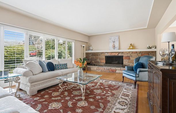 6034 Collingwood Place Southlands