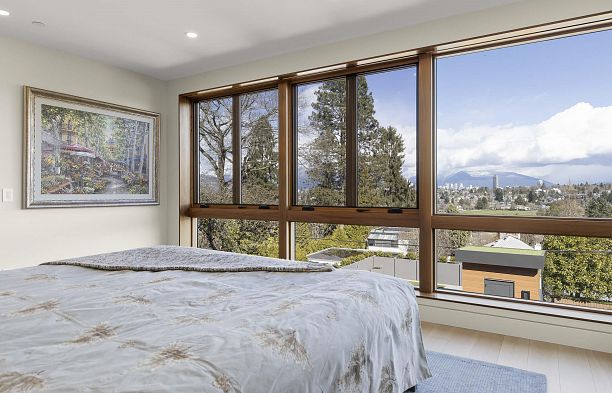 4384 Quesnel Drive Arbutus