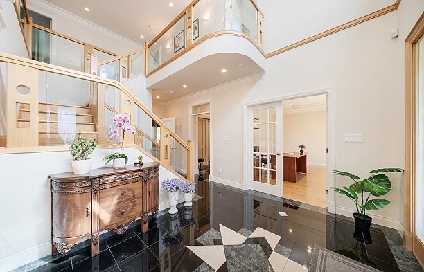 7088 Wiltshire Street South Granville