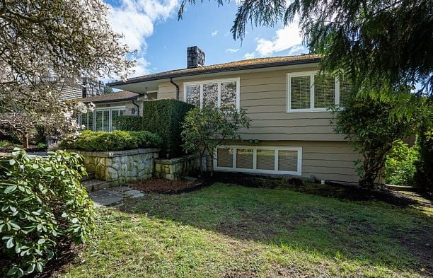 6034 Collingwood Place Southlands