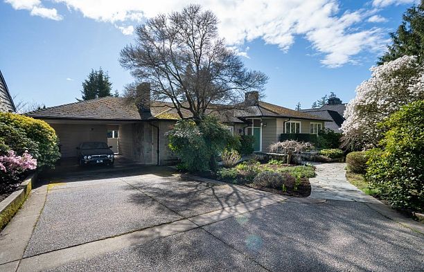 6034 Collingwood Place Southlands