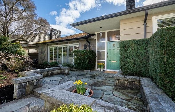 6034 Collingwood Place Southlands