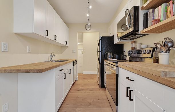 202 1280 Nicola Street West End VW