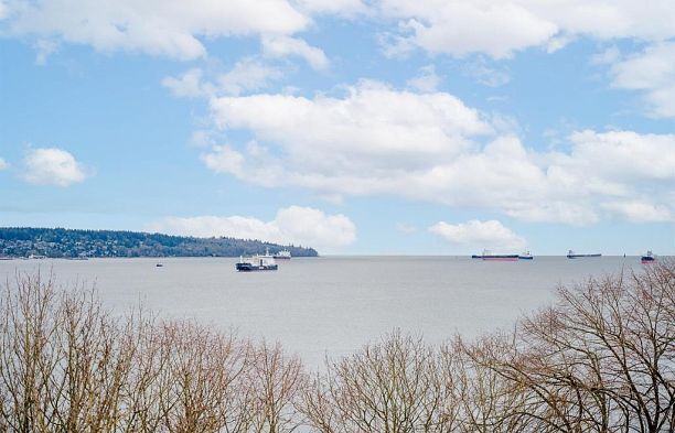 503 1995 Beach Avenue West End VW