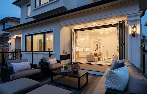 2181 W 20th Avenue Arbutus