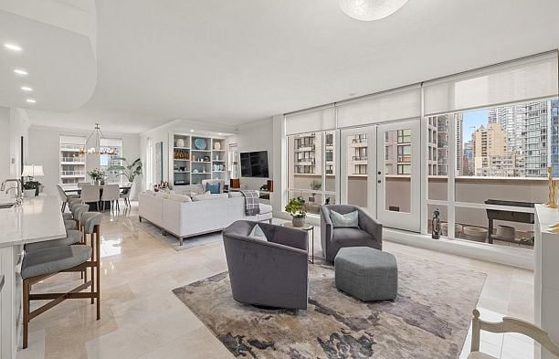 1102 1280 Richards Street Yaletown