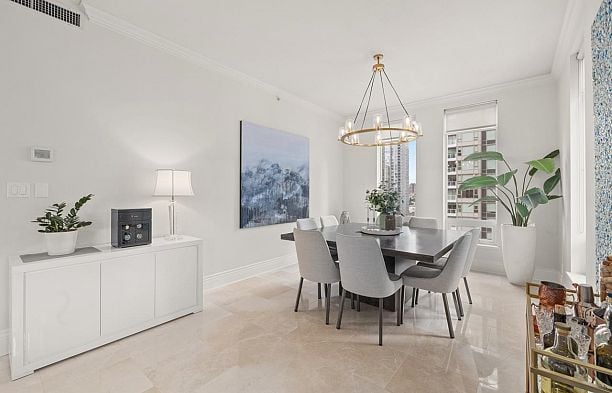 1102 1280 Richards Street Yaletown