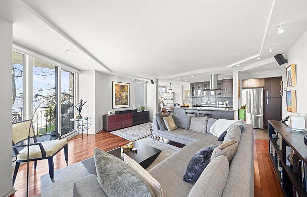 402 1575 Beach Avenue West End VW