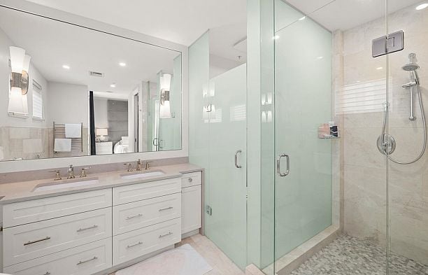 1102 1280 Richards Street Yaletown