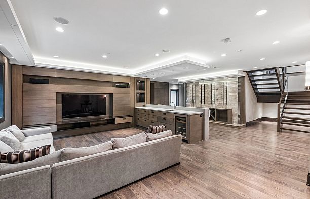 6149 Angus Drive South Granville