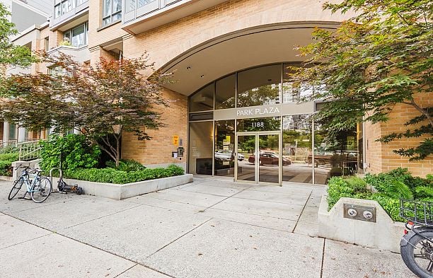 1003 1188 Richards Street Yaletown