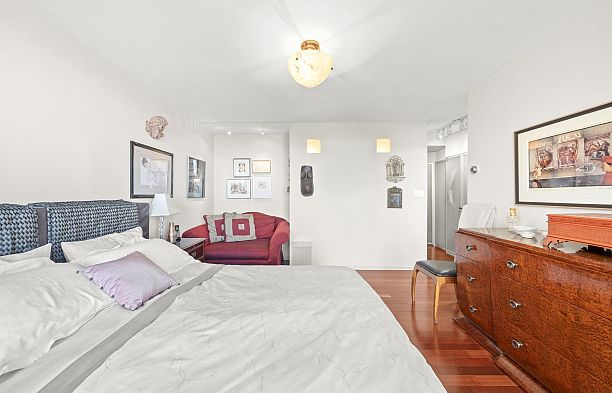 402 1575 Beach Avenue West End VW