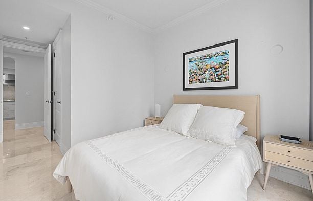 1102 1280 Richards Street Yaletown