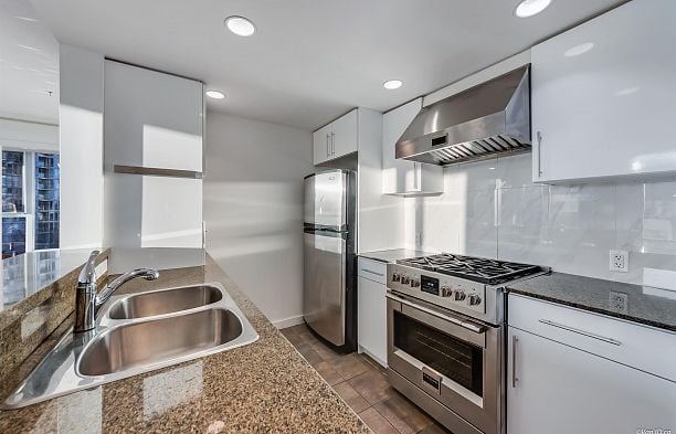 606 455 Beach Crescent Yaletown