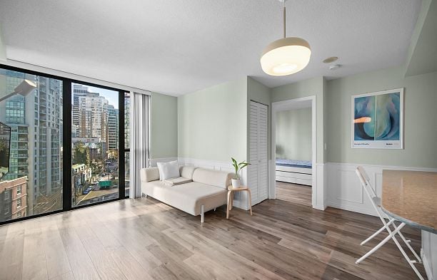 1001 1331 W Georgia Street Coal Harbour