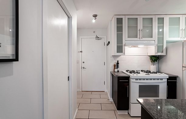 1102 1225 Richards Street Downtown VW