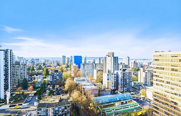2004 1568 Alberni Street West End VW