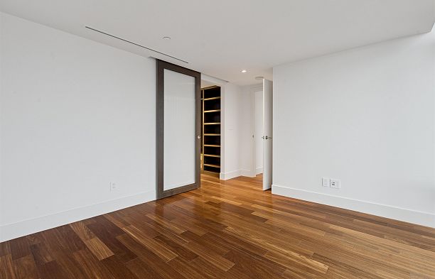 2702 667 Howe Street Downtown VW