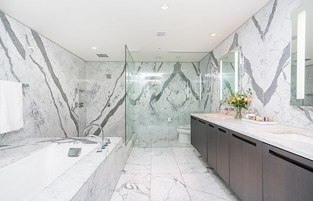 3301 1011 W Cordova Street Coal Harbour