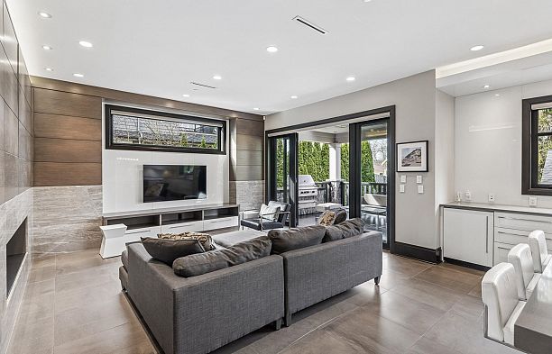 6149 Angus Drive South Granville