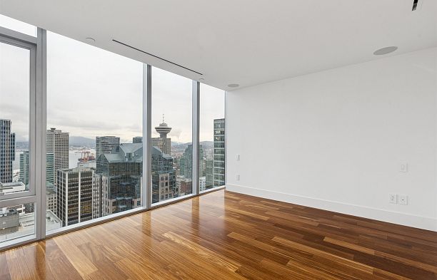 2702 667 Howe Street Downtown VW