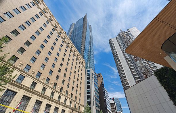 2702 667 Howe Street Downtown VW