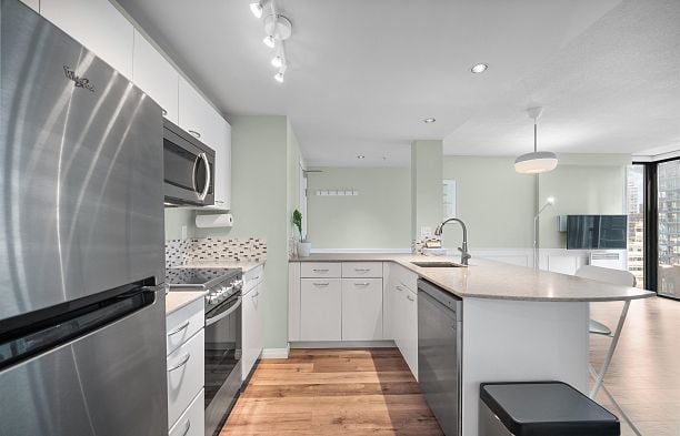 1001 1331 W Georgia Street Coal Harbour