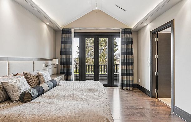 6149 Angus Drive South Granville