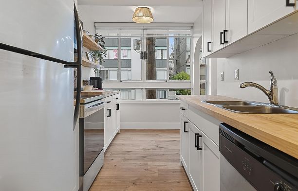 202 1280 Nicola Street West End VW