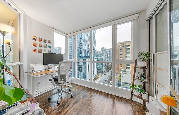 1003 1188 Richards Street Yaletown