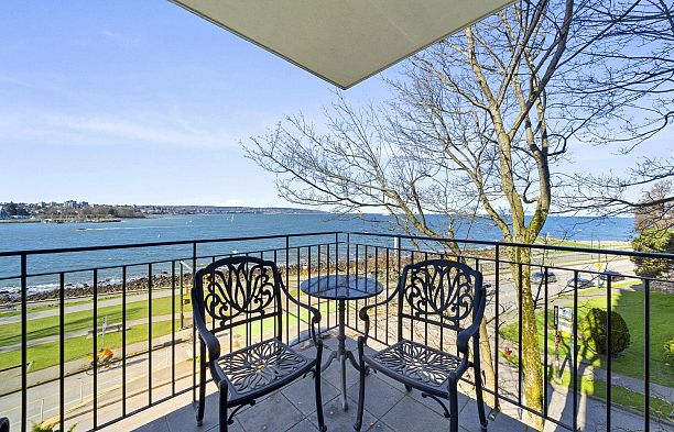 402 1575 Beach Avenue West End VW