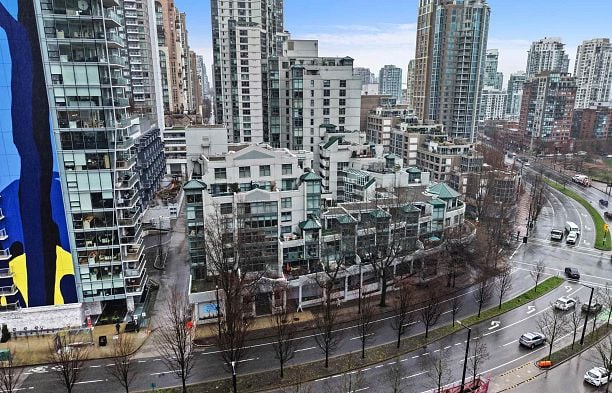 A601 431 Pacific Street Yaletown