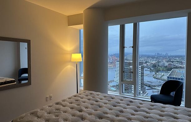 3301 1011 W Cordova Street Coal Harbour