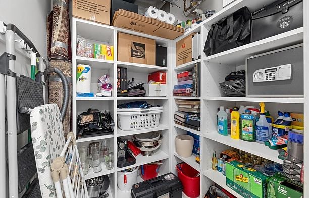 1102 1280 Richards Street Yaletown