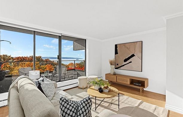 503 1995 Beach Avenue West End VW