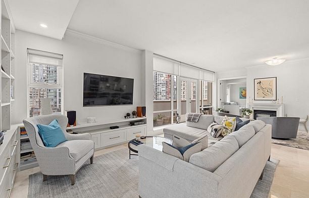 1102 1280 Richards Street Yaletown