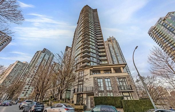 606 455 Beach Crescent Yaletown