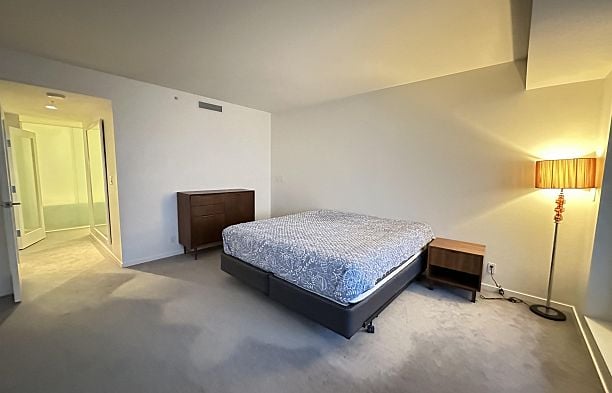 3301 1011 W Cordova Street Coal Harbour