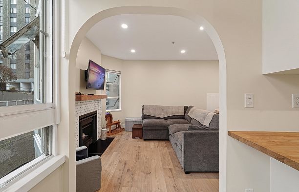 202 1280 Nicola Street West End VW