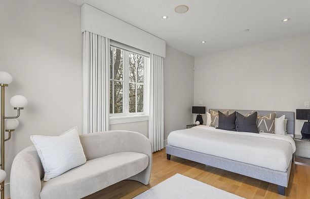 3483 Collingwood Street Dunbar