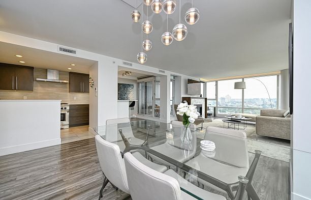 3307 1033 Marinaside Crescent Yaletown