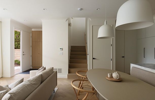 1 3449 W 22nd Avenue Dunbar