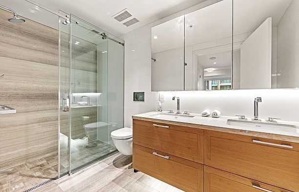 212 7128 Adera Street South Granville