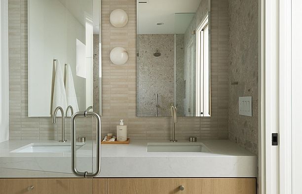 1 3449 W 22nd Avenue Dunbar