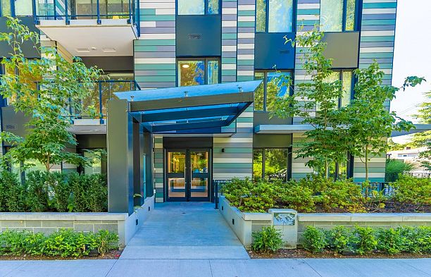 209 488 W 58th Avenue South Cambie