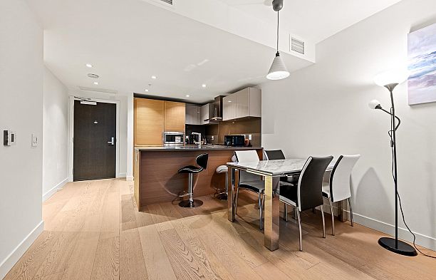 212 7128 Adera Street South Granville